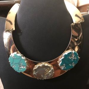 Women Gold choker necklace